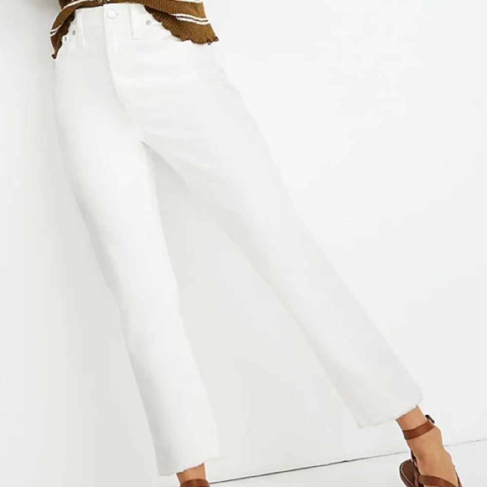 The High-Rise Slim Boyjean in Tile White